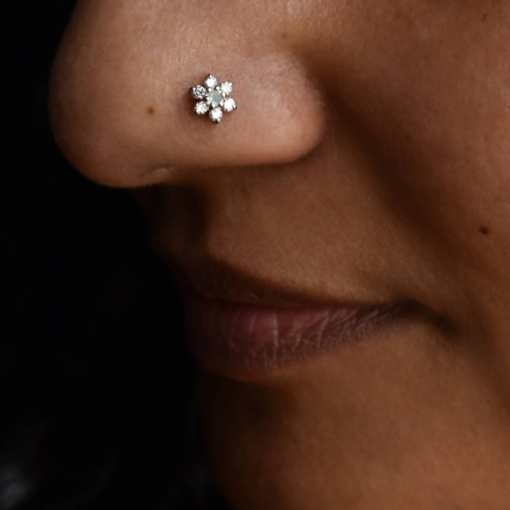 Floral Diamond And Moonstone Nose Stud In 14K White Gold : Np566-14W-E