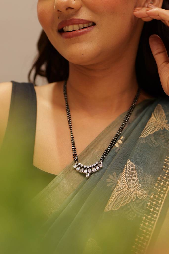 Aadhya Jadau Fine Mangalsutra : KN102