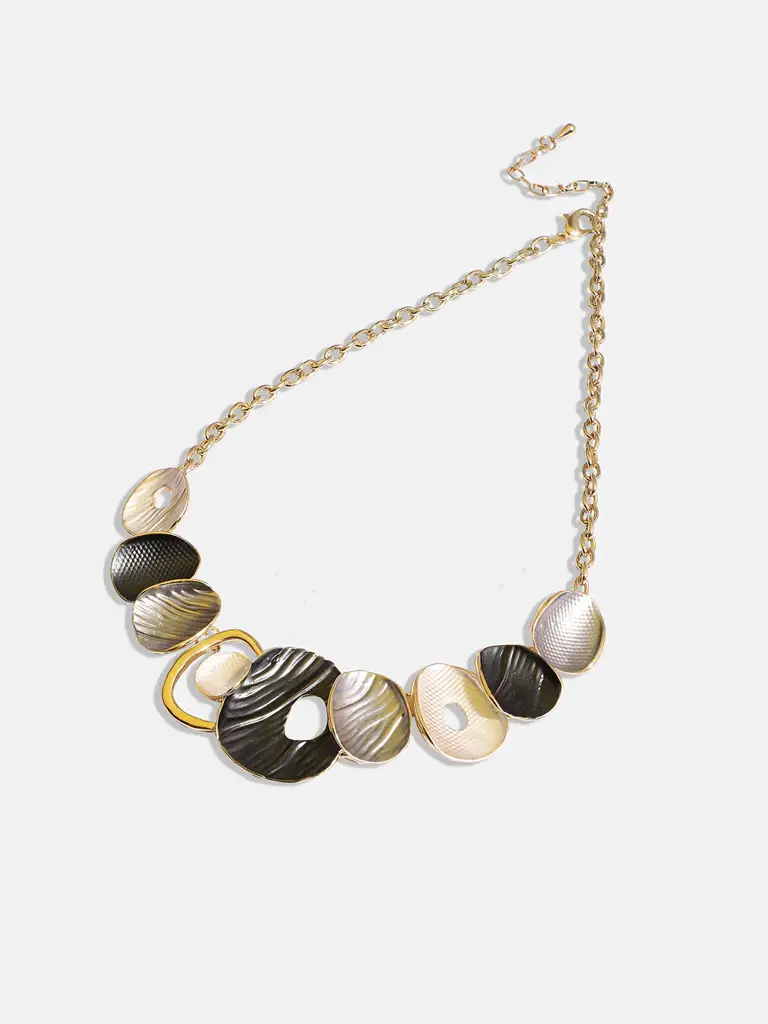 Erum-Women'S Black & Silver Textured Abstract Jewellery Set : SOHIJS9793