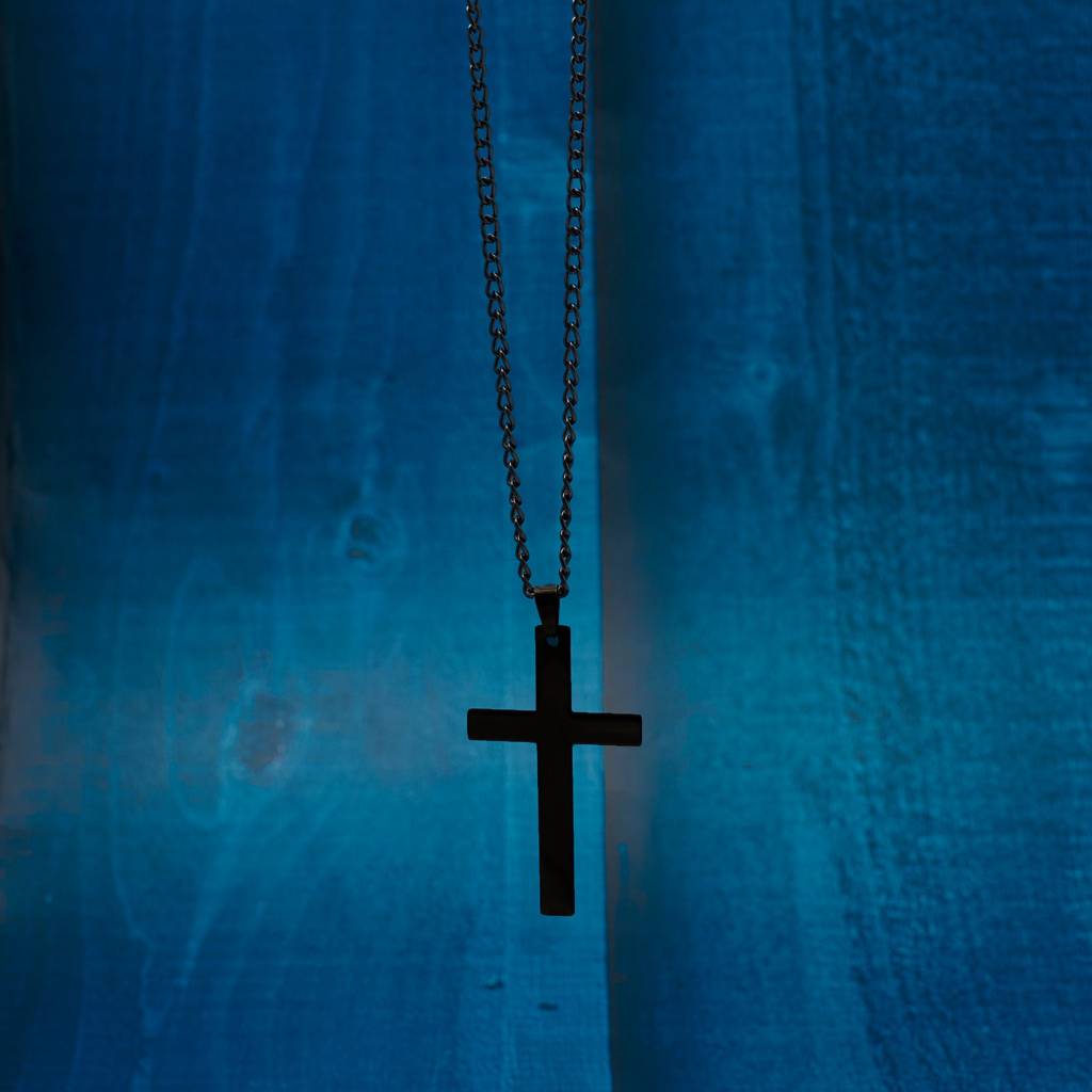 Christ'S Crucifix Black Chain : MN1S0327