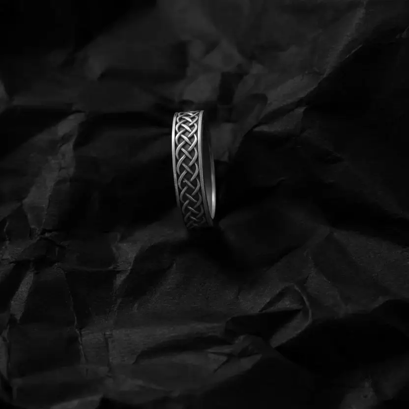 Knotty Sophisticated Ring : ZV-RNG-KNT-005-B