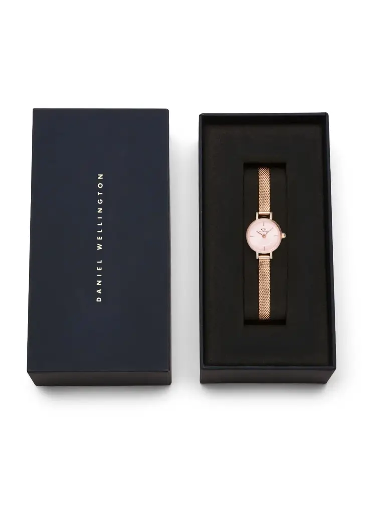 DW00100743