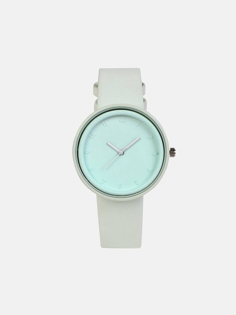 The Off-Duty Round Watch : HSWC1276