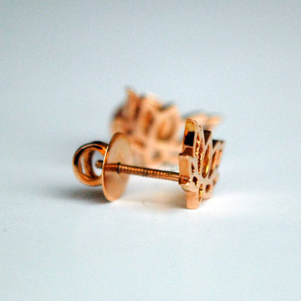 Everyday Lotus Studs In 14K Rose Gold : T132-14R-S-P