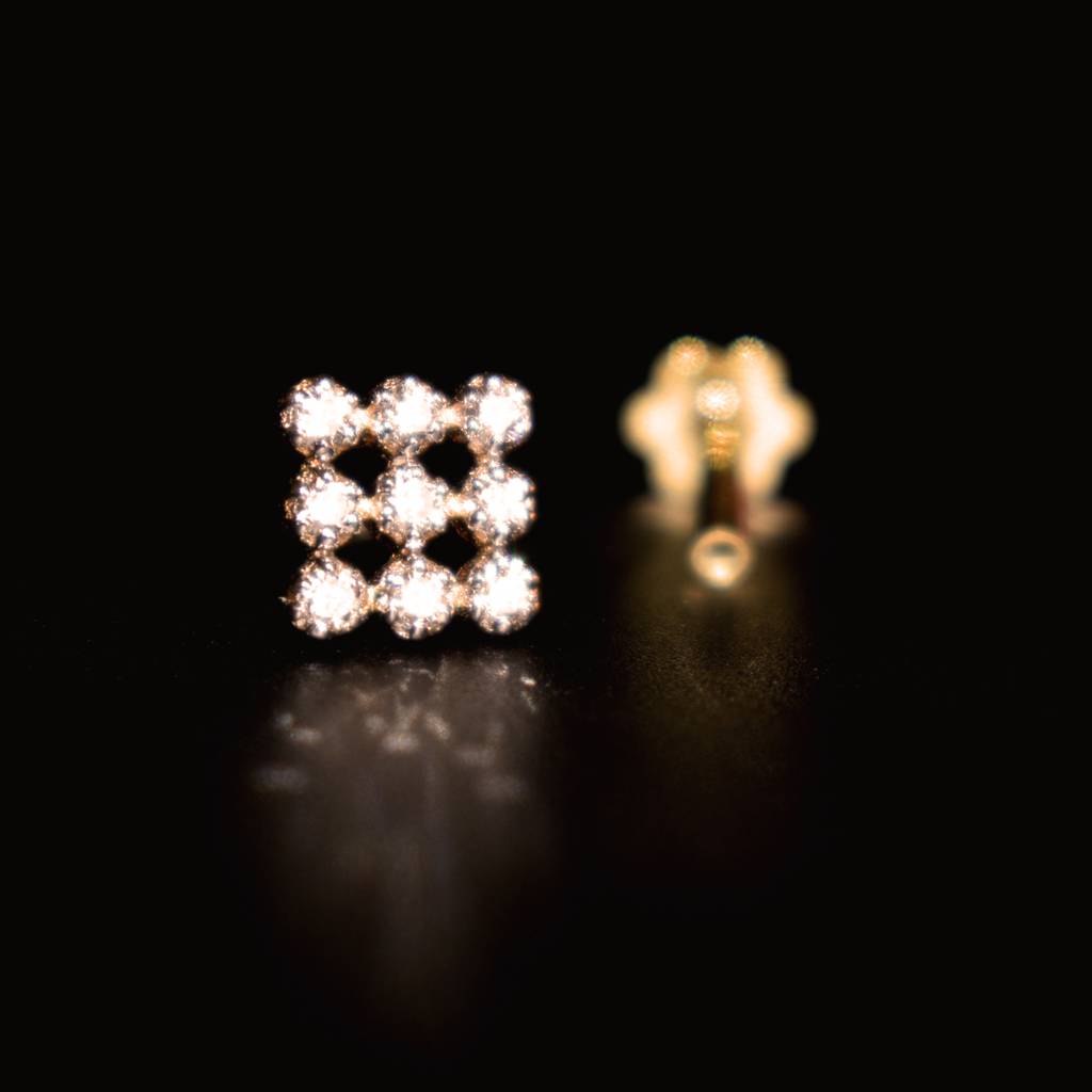 Diamond Lattice Nose Pin In 14K Yellow Gold : NP590-14Y-E