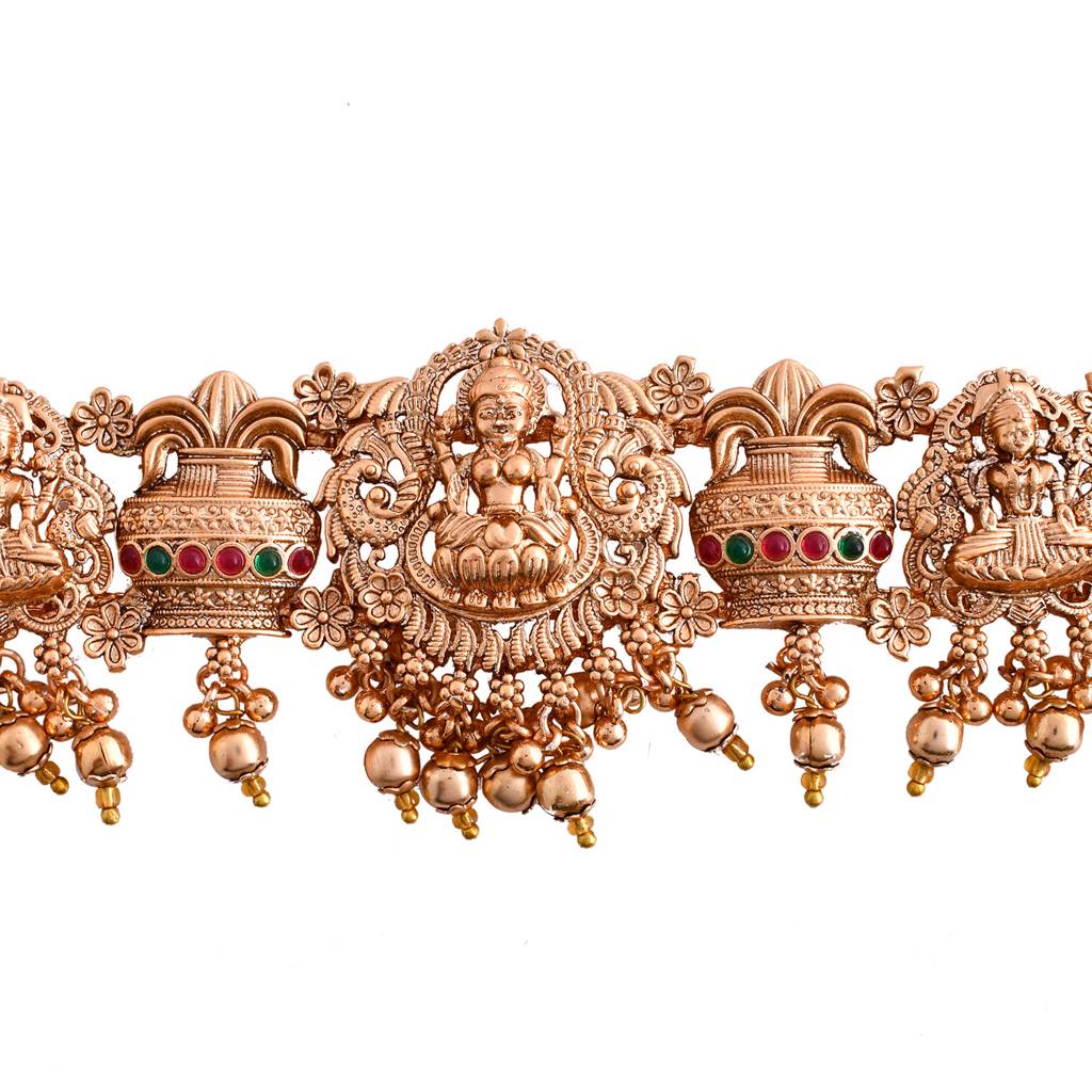 Gold Opulence Lakshmi Kalasha Temple Kamarbandh : 8905124542899