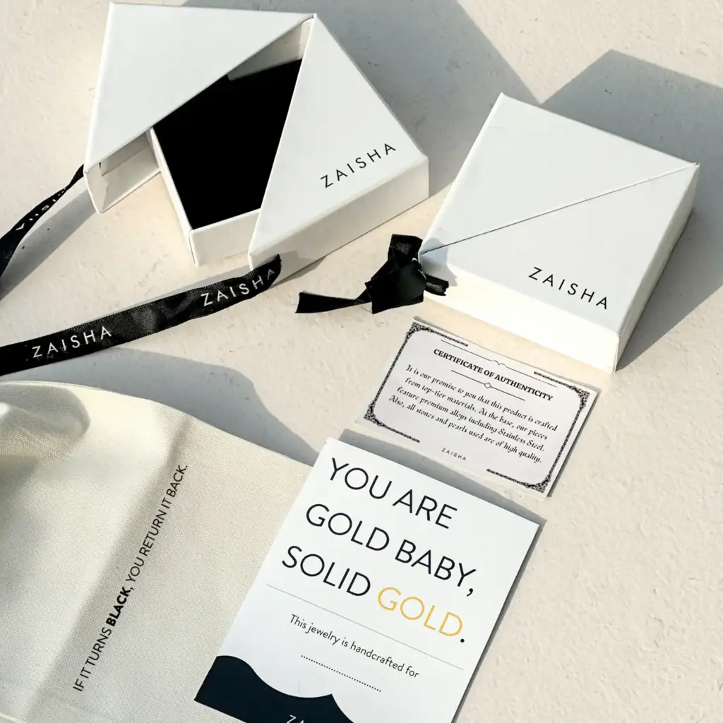 Mini Chunky Hoop Earrings - 18K Gold Plated : ERTTT052