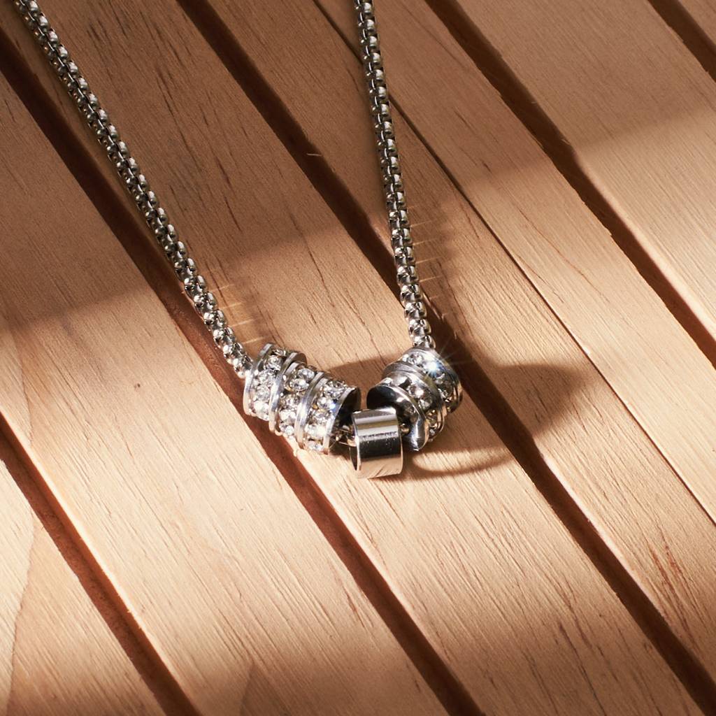 Twinkling Rings Silver Chain : MN1S0912