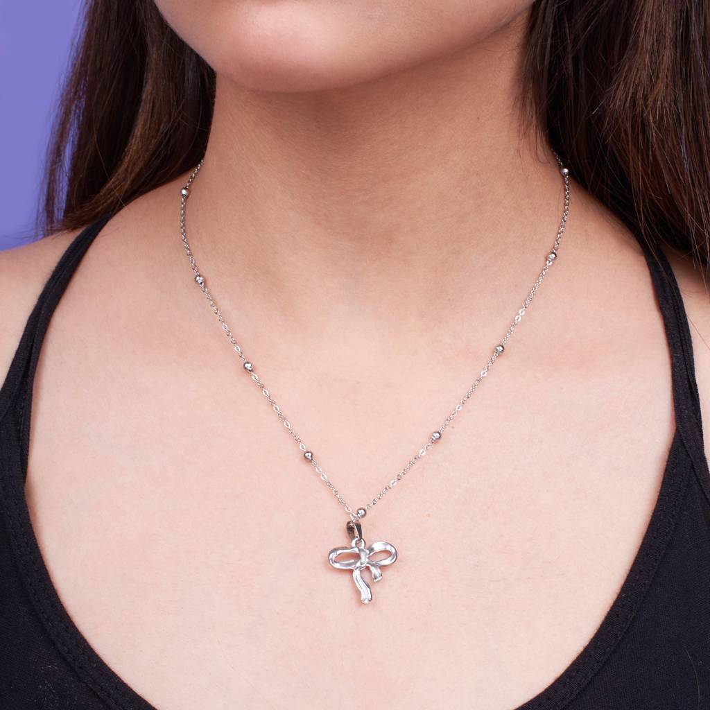 Ribbon Charm Silver Necklace : NS14022-S