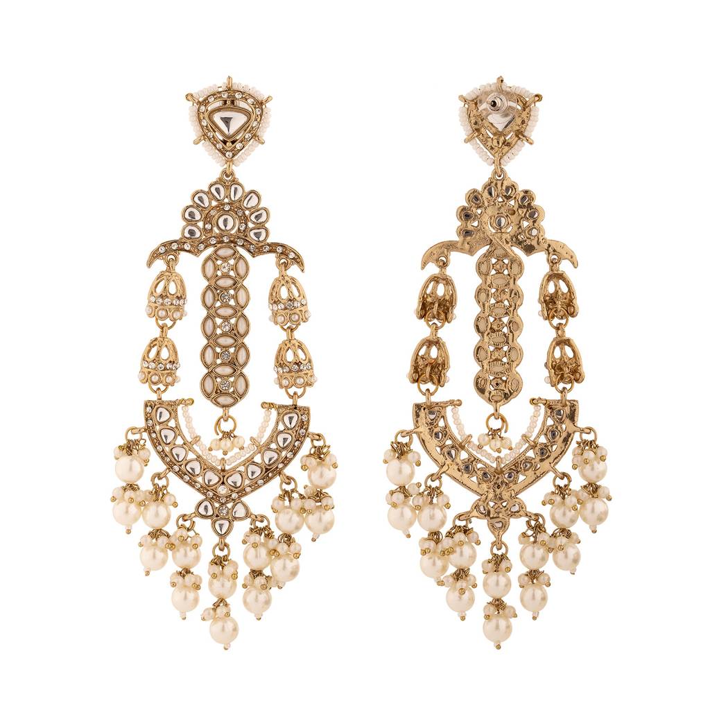 Gold Opulence Royal Adaah Chaandbali Earrings : 8905124557848
