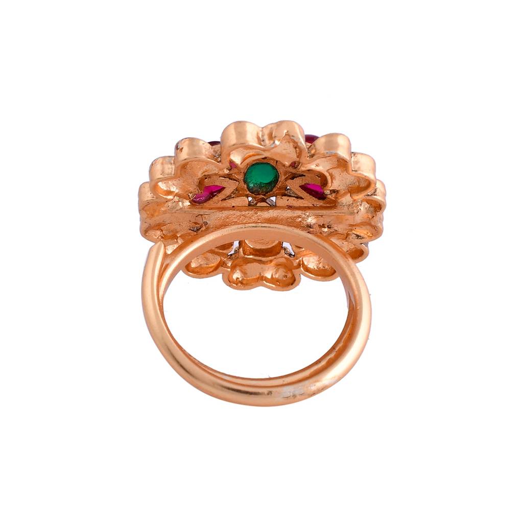 Gold Opulence Kemp Pushpa Temple Ring : 8905124543193