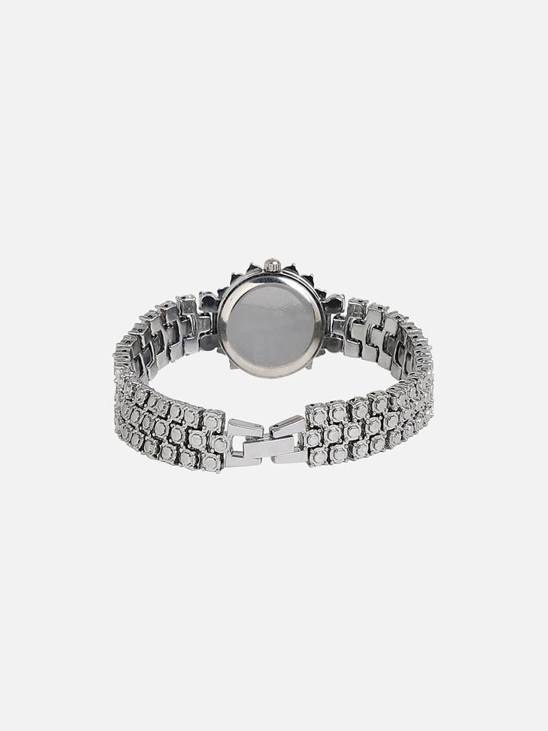 Embellished Round Watch : HSWC1120