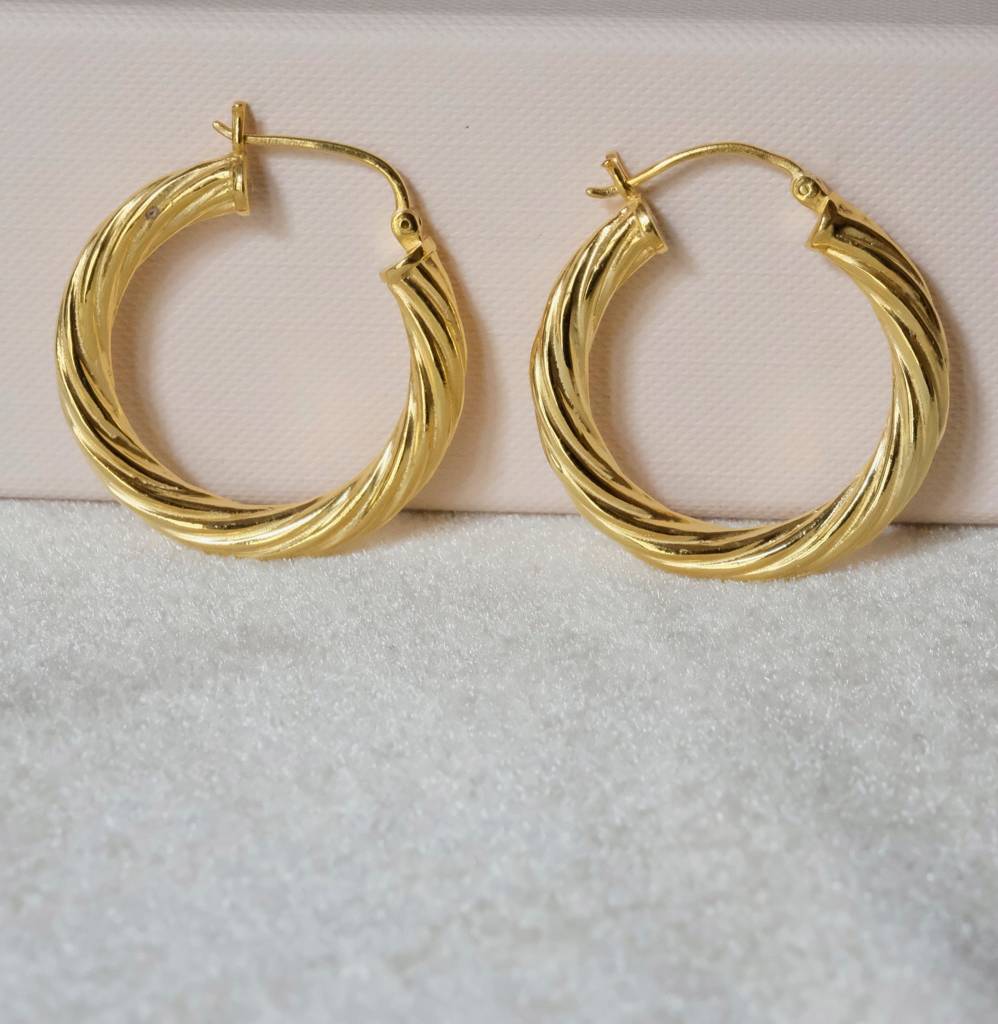 Twisted Hoop Earring : HOO_TWISTHO_GV3M_2060