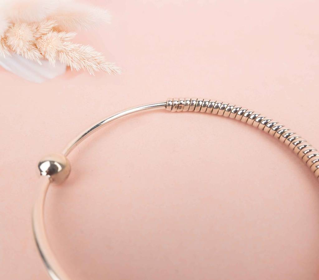 Moh Intricate Ball Everyday Bangle : SK10326-2-2