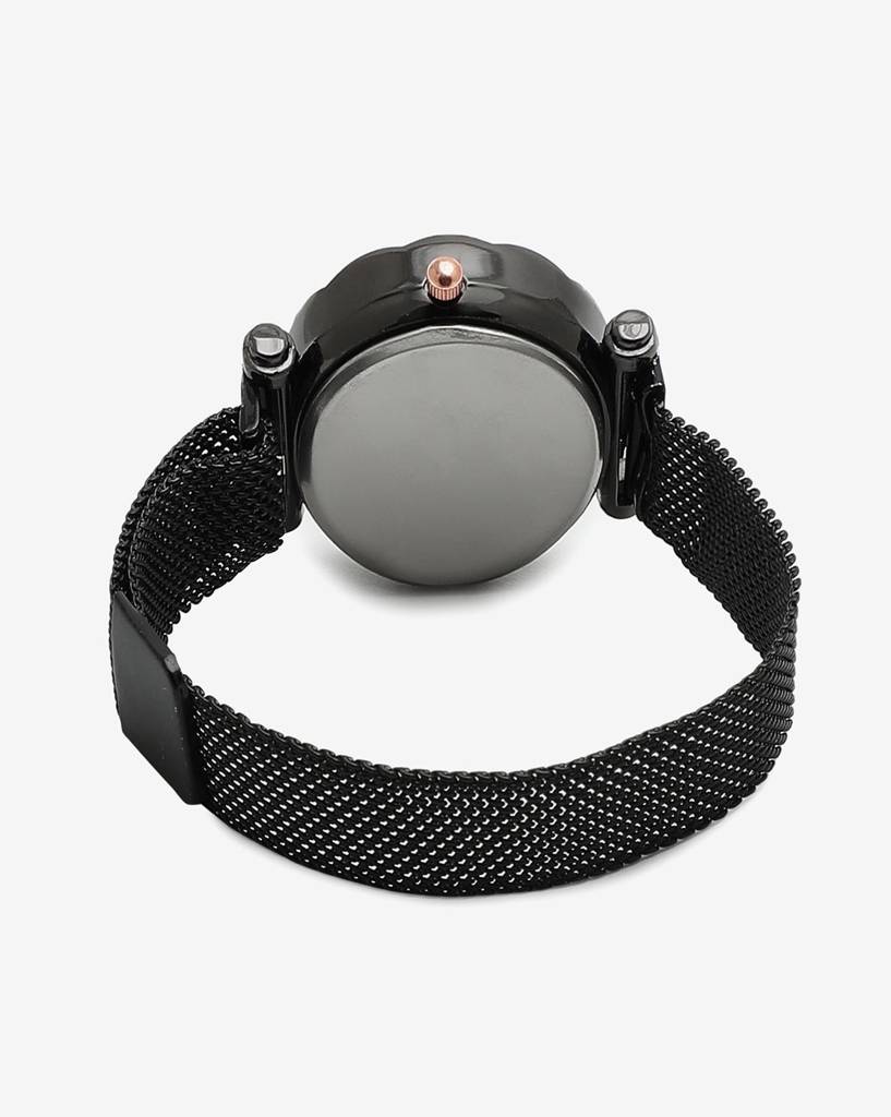 Black Crystal Stone Decorative Analog Round Dial With Black Metal Mesh Strap : HSWC1022