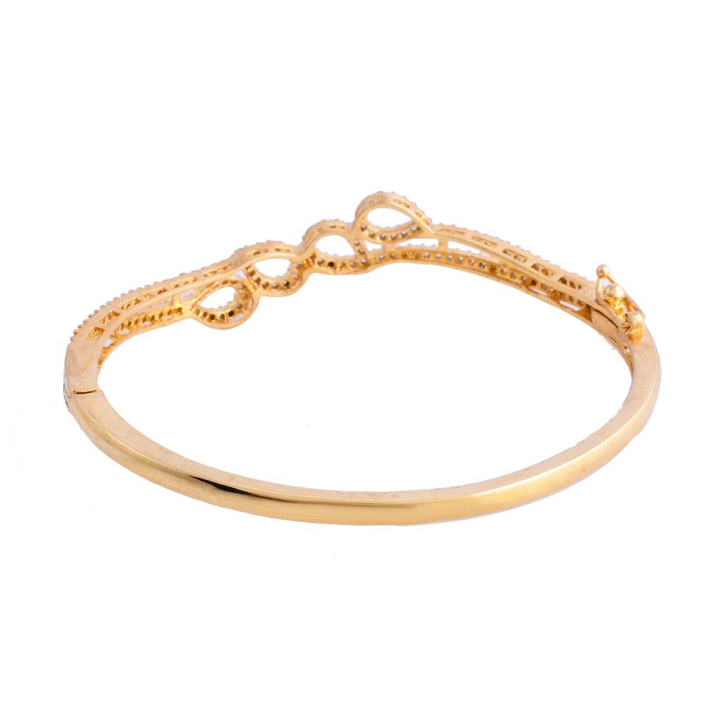 Sparkling Elegance Diamond Mesh Gold American Diamond Bracelet : 8905124541052