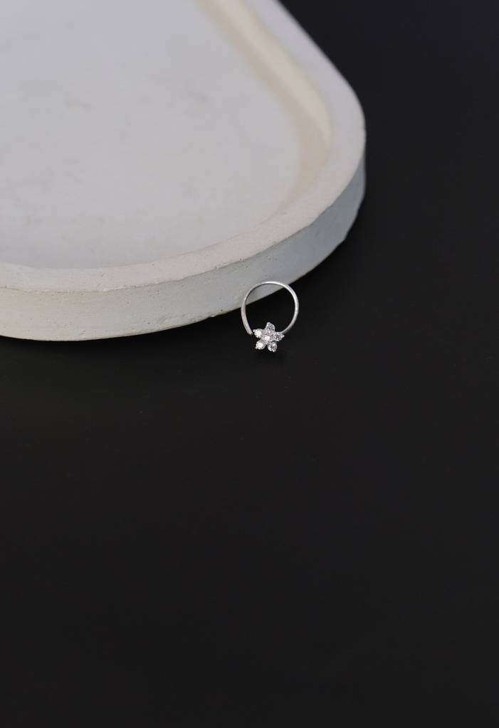 Micro Star Nose Pin : NOS_MICROST_4348