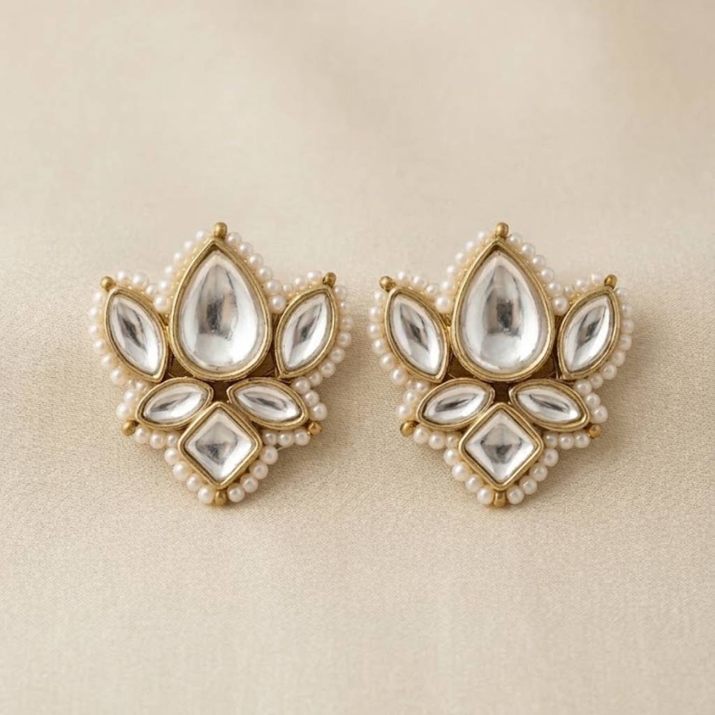 Lotus Bloom Kundan Studs : ACE327