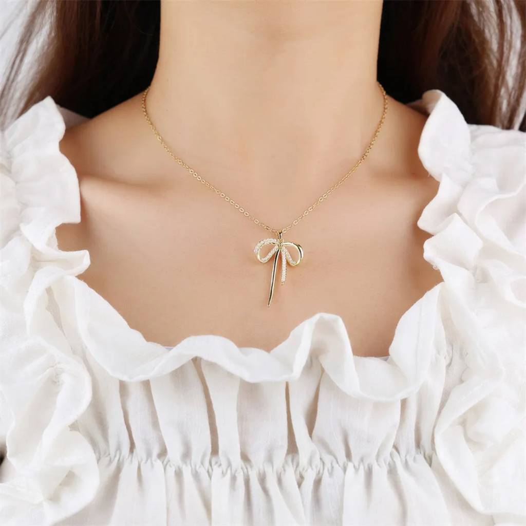 Cupids Bow Golden Necklace : NS14467-G