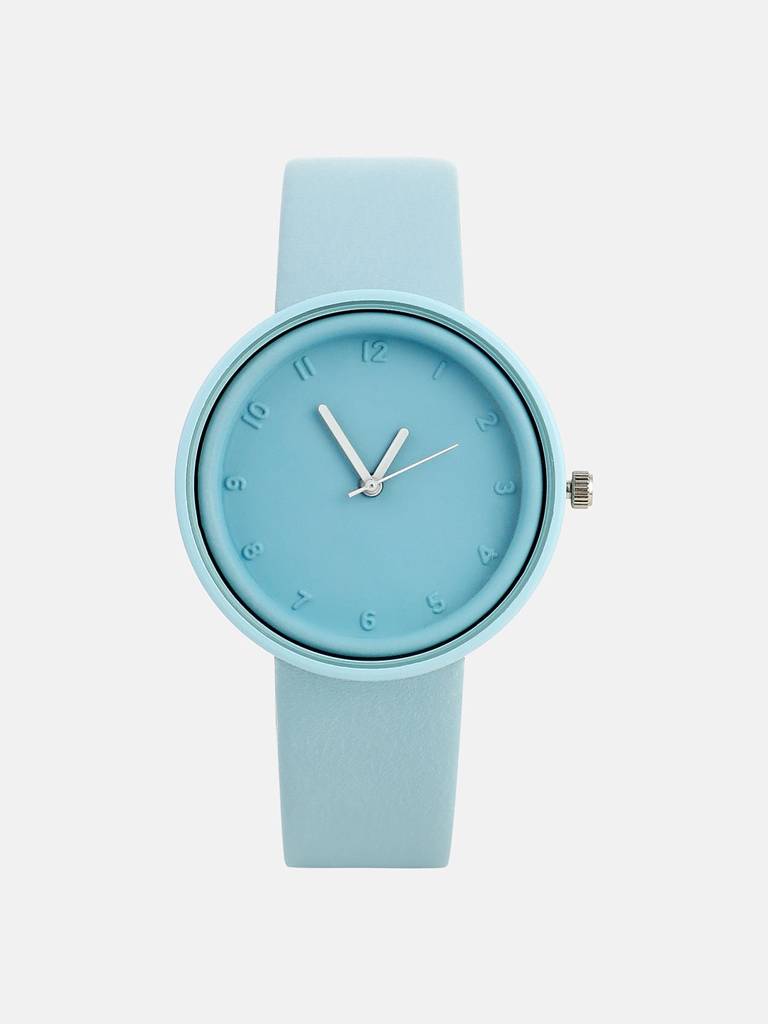 The Off-Duty Round Watch : HSWC1275
