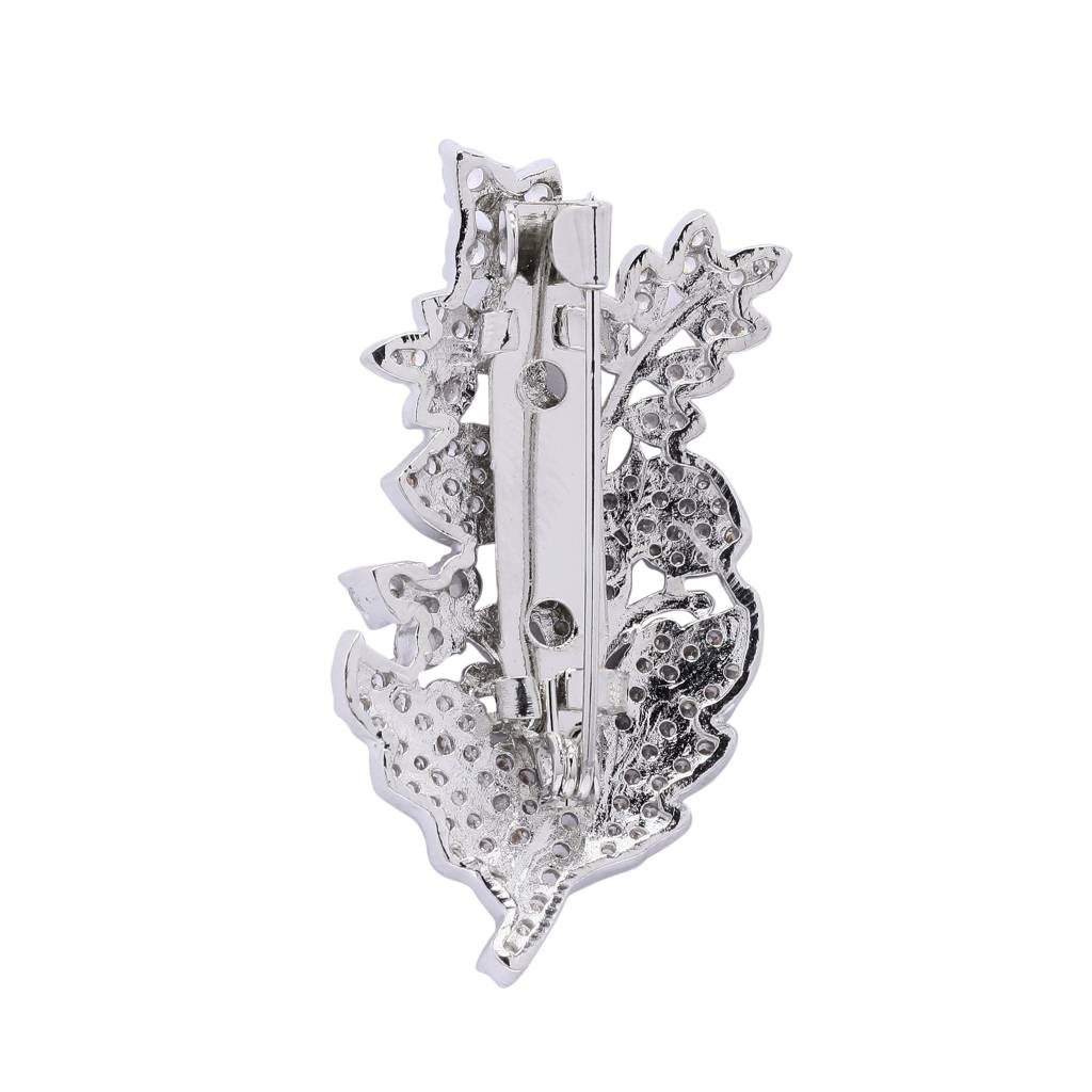 Diamond Studded Intricate Floral Unisex Brooch For Men And Women : 900017