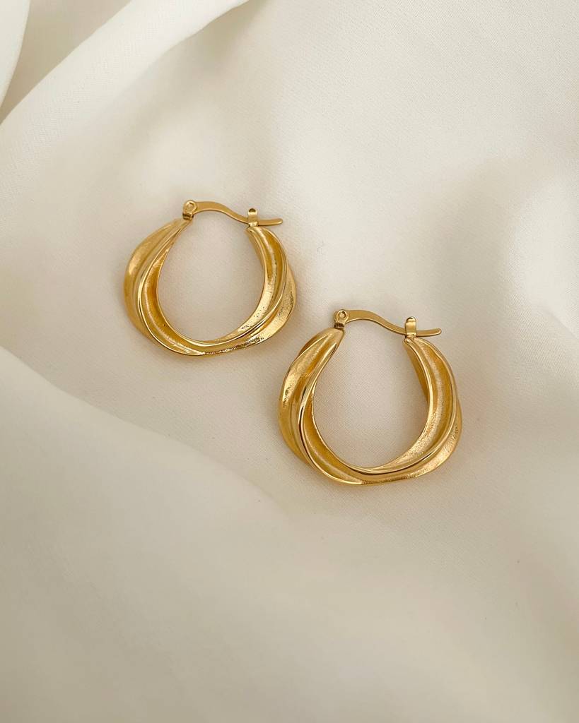 18K Gold Plated Olivia Hoop Earrings : E27