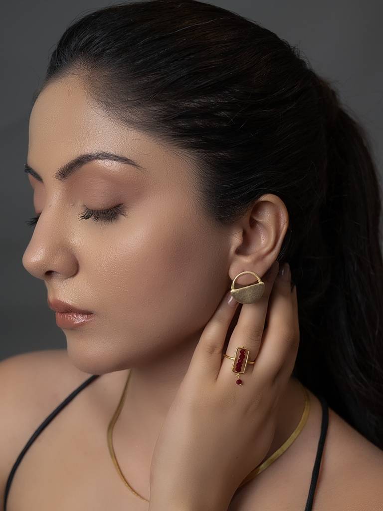 Garnet Rectangular Drop Ring : BG177b