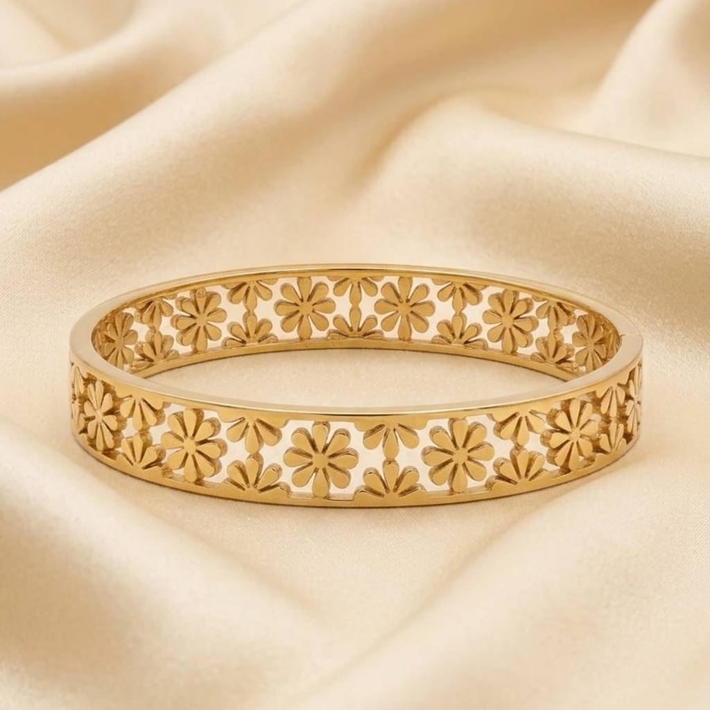 RACHIVA 18K Gold Plated Daisy Flower Cutwork Cuff Bangle · Eternz
