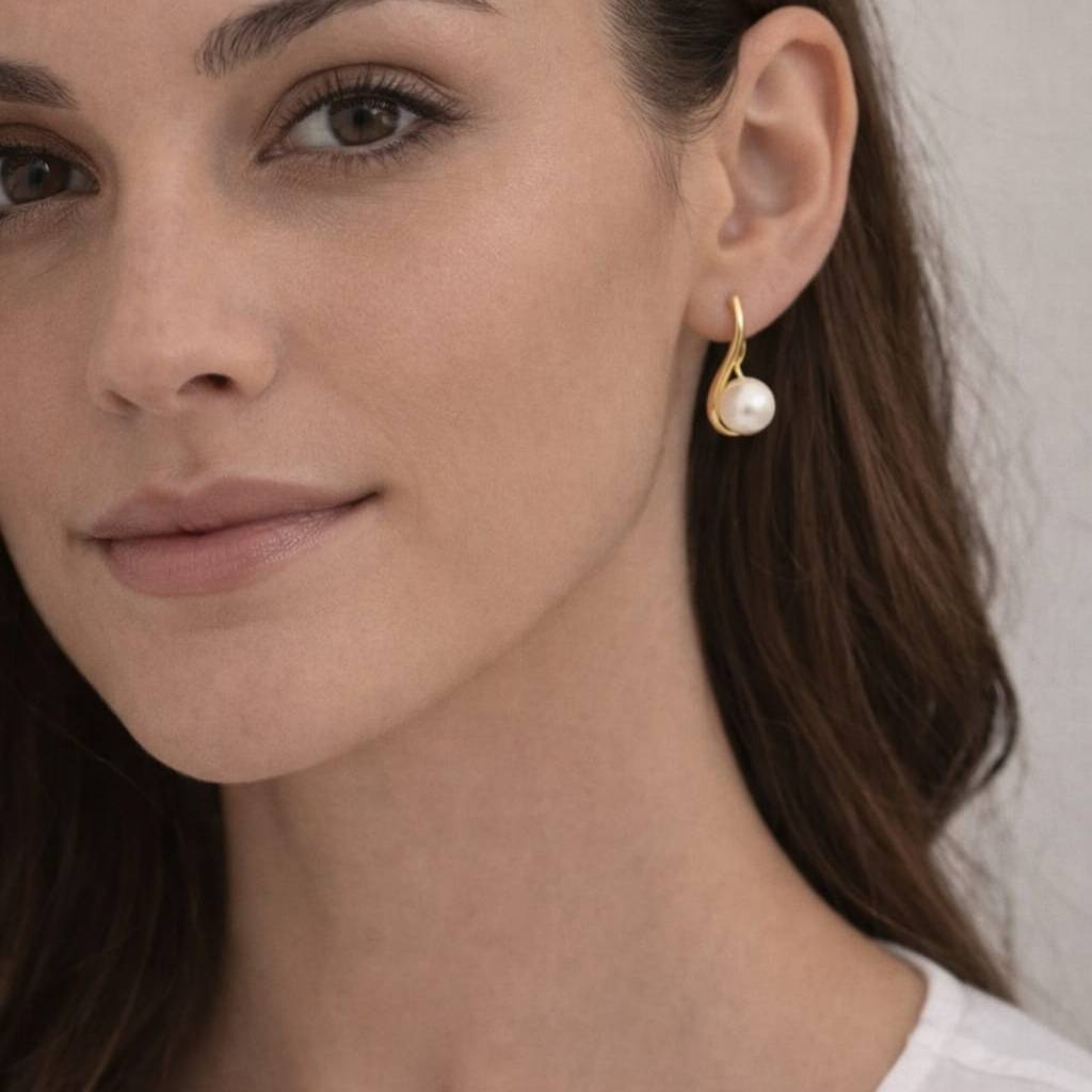 18K Gold Plated Pearl Teardrop Earrings : RJFSER165