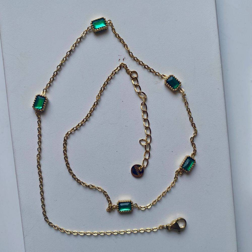 18Kt Gold Plated Rectangle Emerald Zircon Necklace, Navi : INNAVI