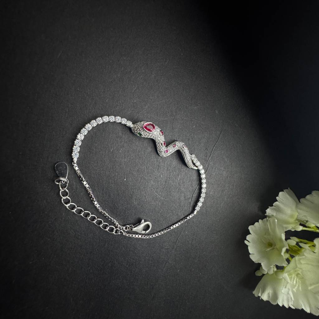 925 Sterling Silver Serpent Head Bracelet With Zircon Stone : 79