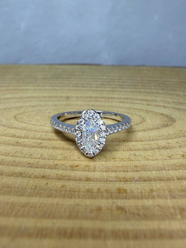 Lunar Rise 0.8Ct Moissanite Engagement Ring : GJRG0020RG925293