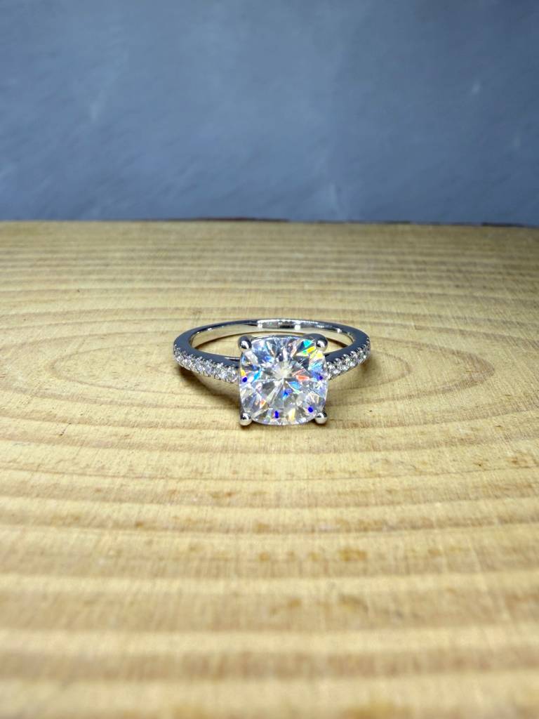 Crystal Tale 2.36Ct Moissanite Engagement Ring : GJRG0022RG925230