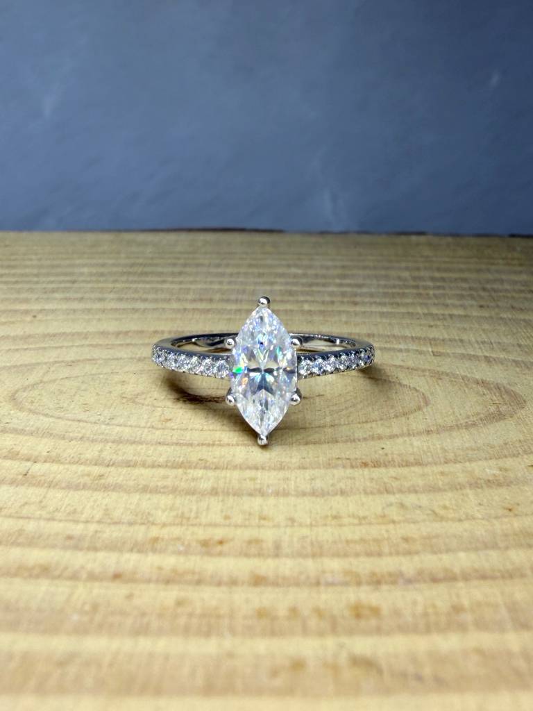 Nova Dawn 0.66Ct Moissanite Engagement Ring : GJRG0023RG925238