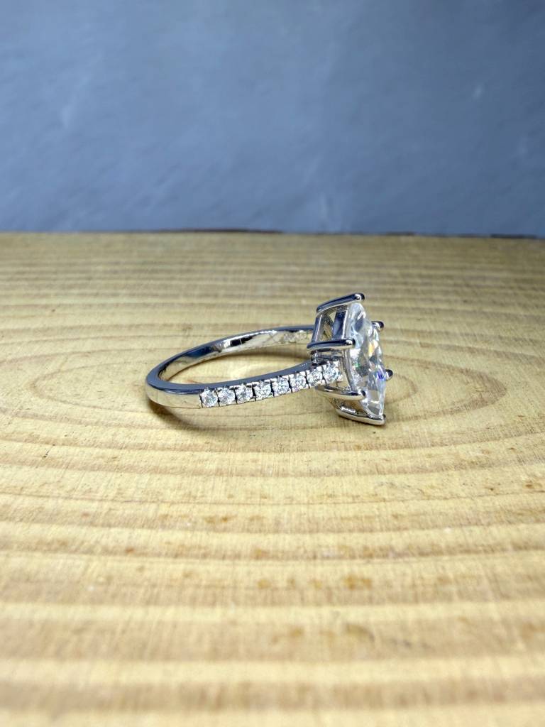 Nova Dawn 0.66Ct Moissanite Engagement Ring : GJRG0023RG925238