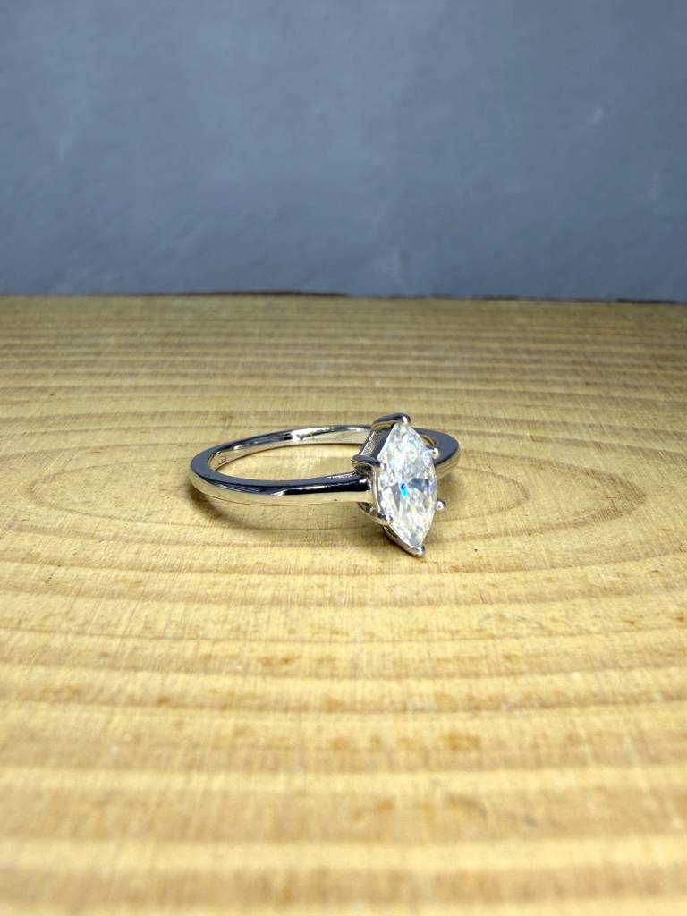 Aura Crest 0.5Ct Moissanite Solitaire Ring : GJRG0006RG925206