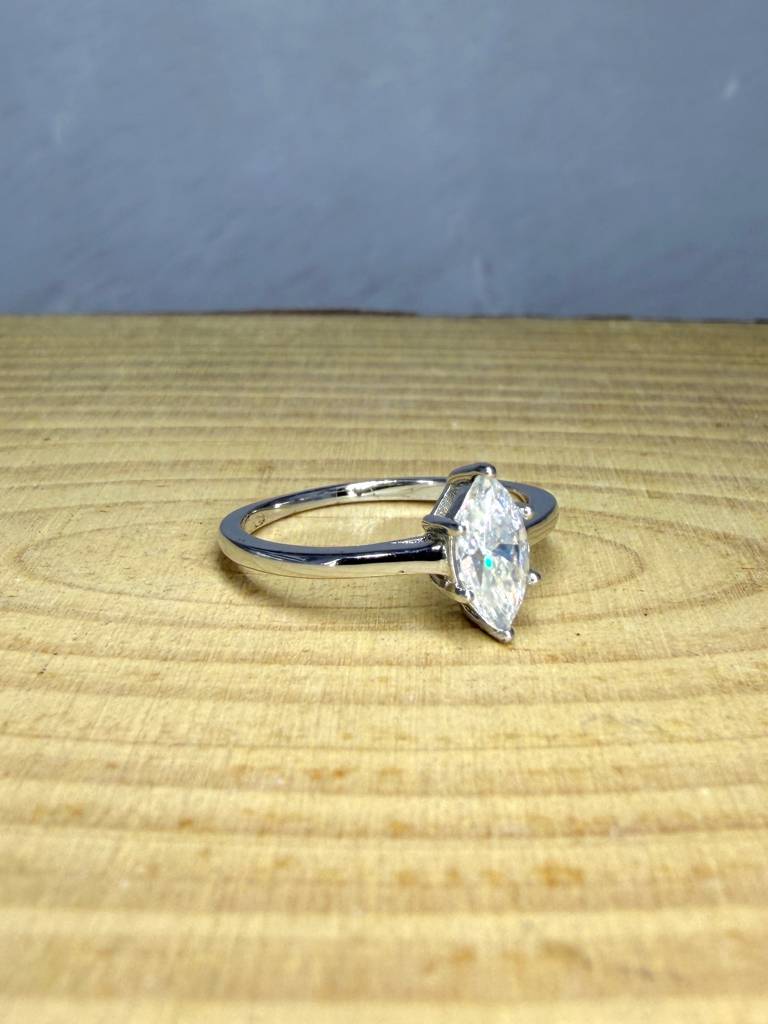 Aura Crest 0.5Ct Moissanite Solitaire Ring : GJRG0006RG925206