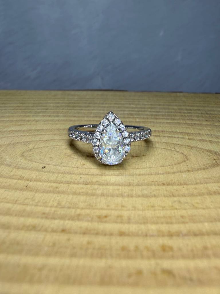 Nova Arc 1.6Ct Moissanite Engagement Ring : GJRG0017RG925134