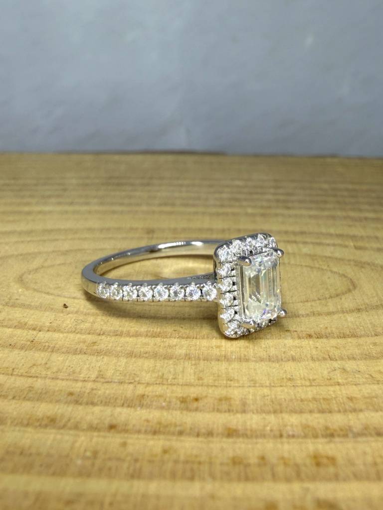 Wild Frost 2.6Ct Moissanite Engagement Ring : GJRG0019RG925151
