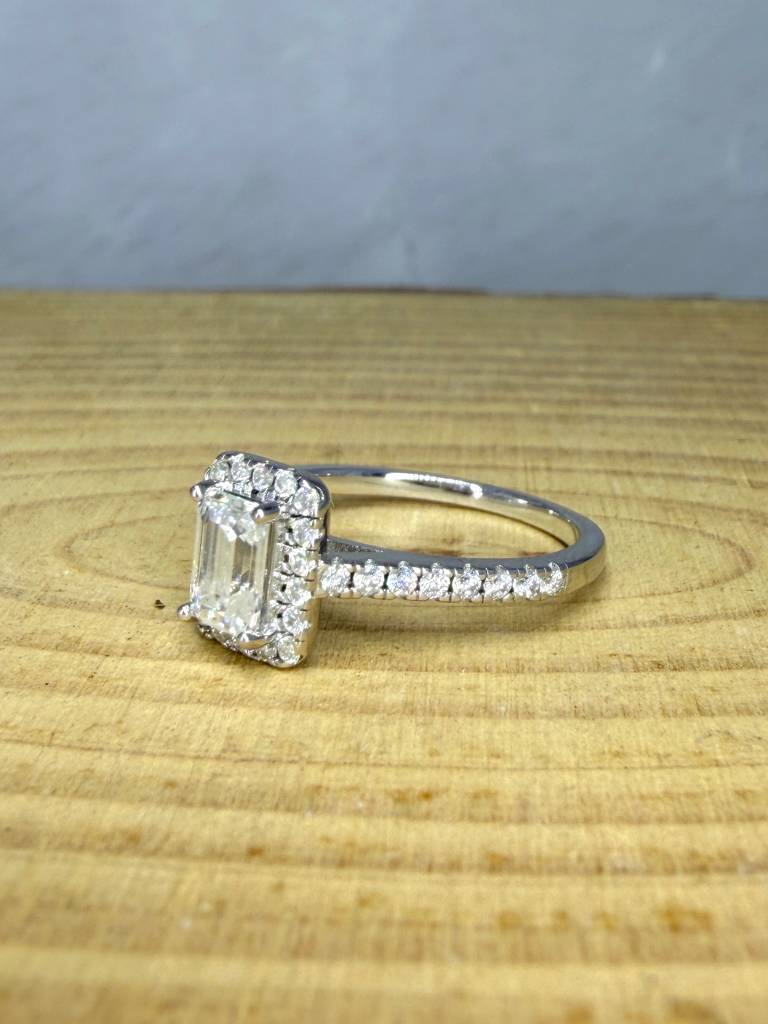 Wild Frost 2.6Ct Moissanite Engagement Ring : GJRG0019RG925151