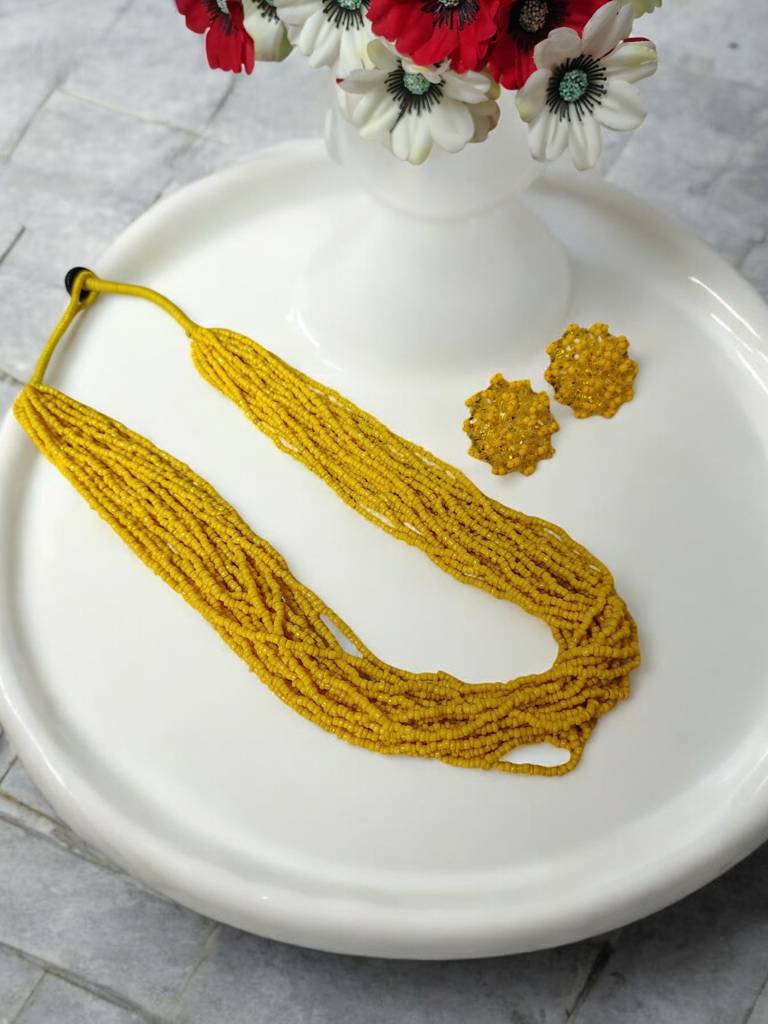 Everyday-To-Occasion Multilayer Beaded Necklace With Matching Earrings : BDE-YLW-20LS-NWE-002