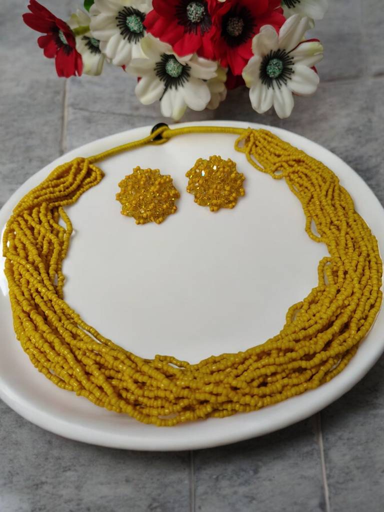 Everyday-To-Occasion Multilayer Beaded Necklace With Matching Earrings : BDE-YLW-20LS-NWE-002