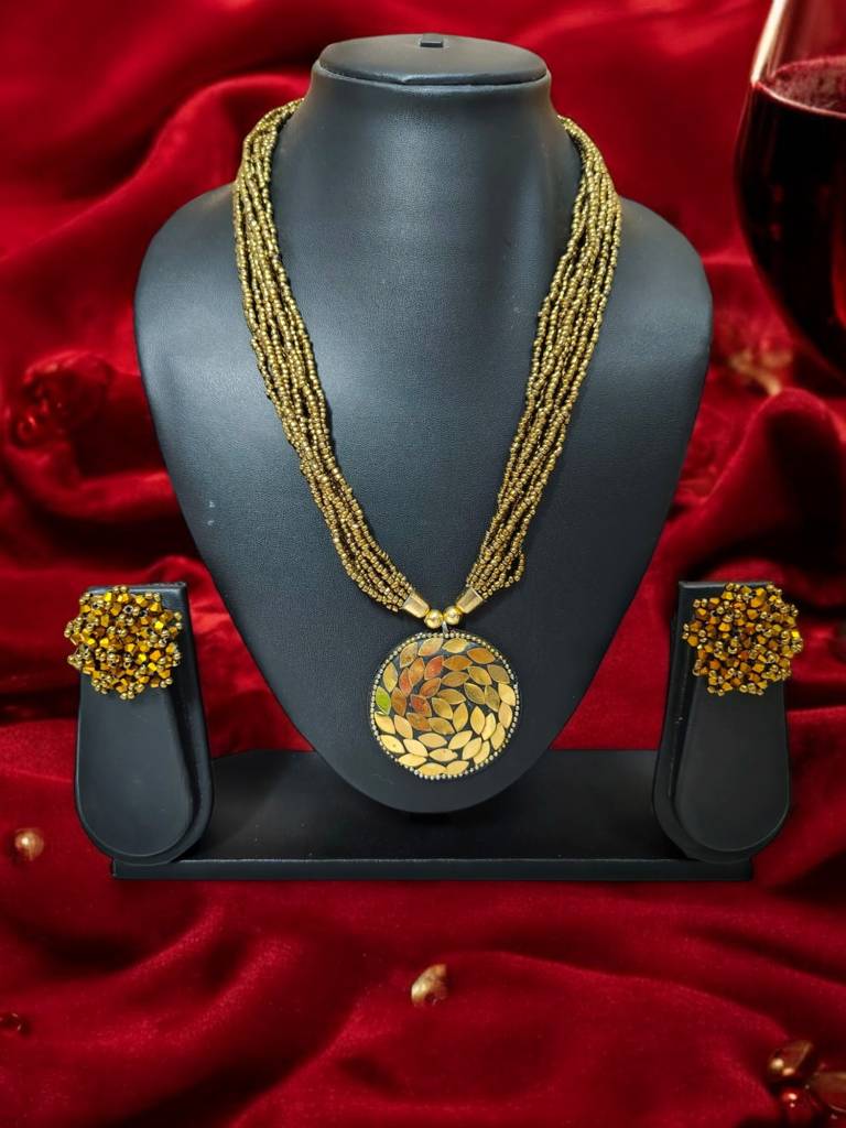 All-Day Statement Beaded Necklace Set : BDE-GLD-TBOL-NWE-007