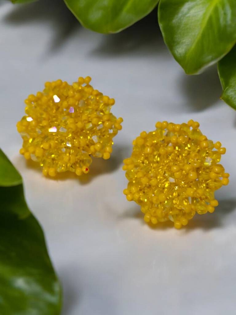 Premium Everyday Studs Made In 3 Days : CRY-YMB-STBS-ONE-199