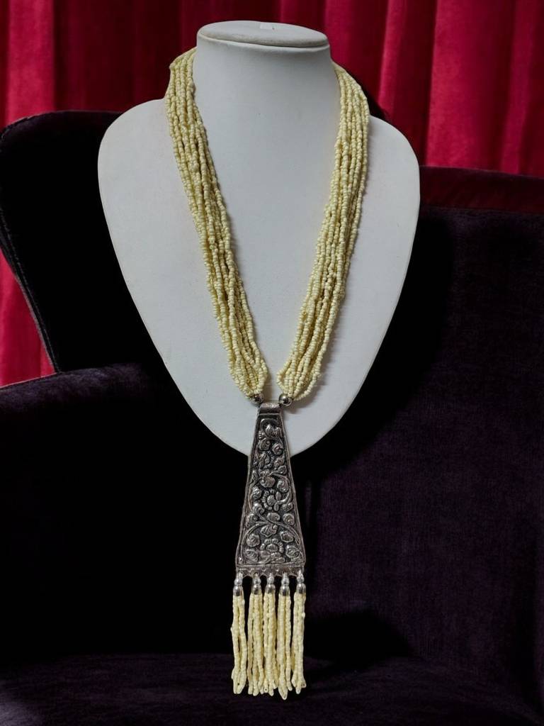 Day-To-Dinner Tie Shaped Oxidized Black Metal Multi-Layered Long Necklace : BDE-CRM-TYLG-ONN-218