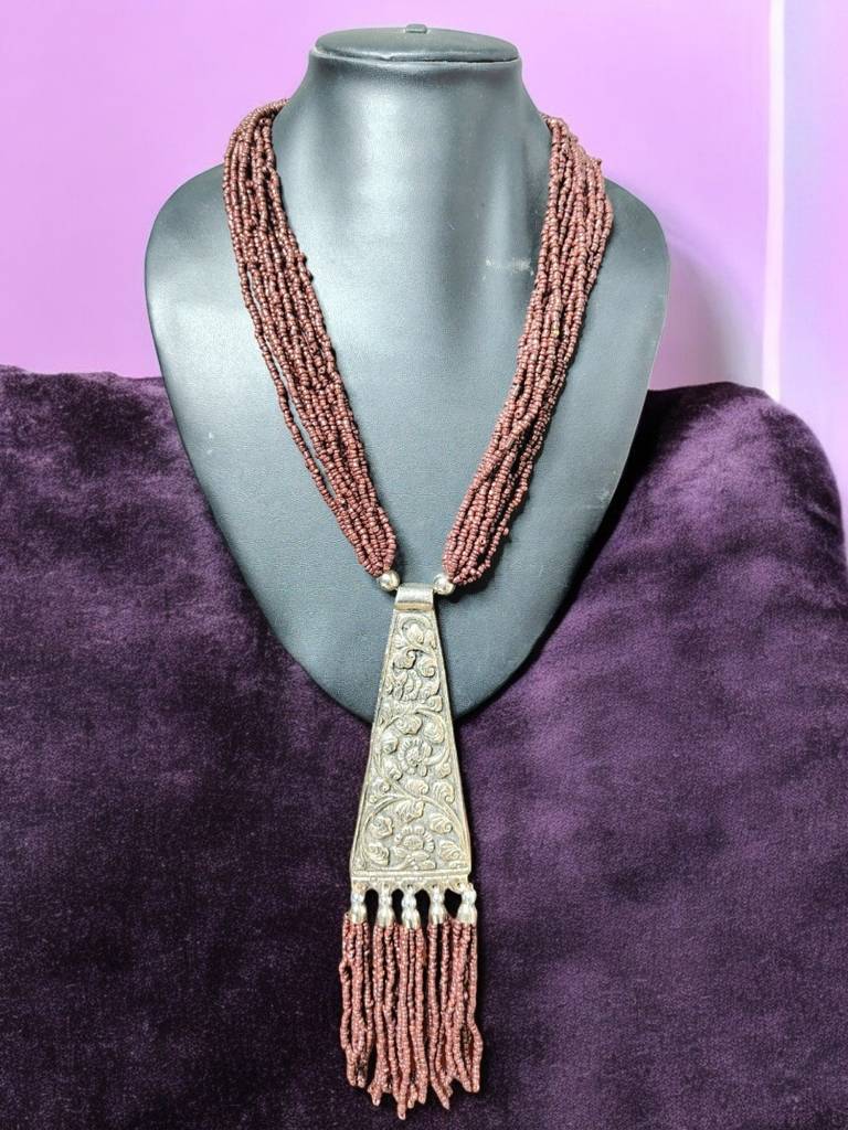 Day-To-Dinner Tie Shaped Oxidized Black Metal Multi-Layered Long Necklace : BDE-CFB-TYLG-ONN-222