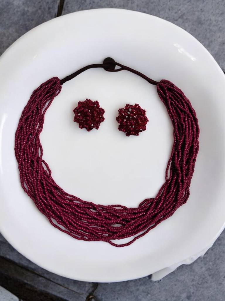 Everyday-To-Occasion Multilayer Beaded Necklace With Matching Earrings : BDE-WNE-20LS-NWE-003