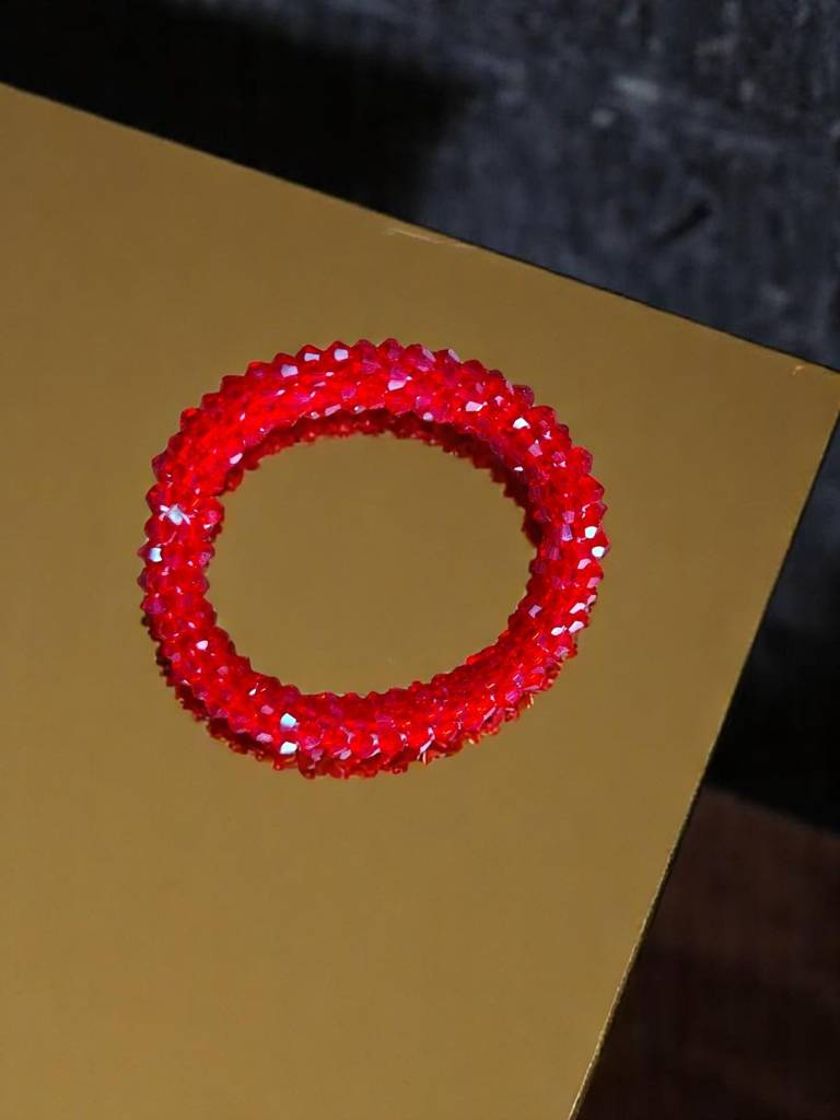 Unisex Crystal Bloom – Adjustable Crystal Bead Bracelets : CRY-RED-BLT-ONB-106