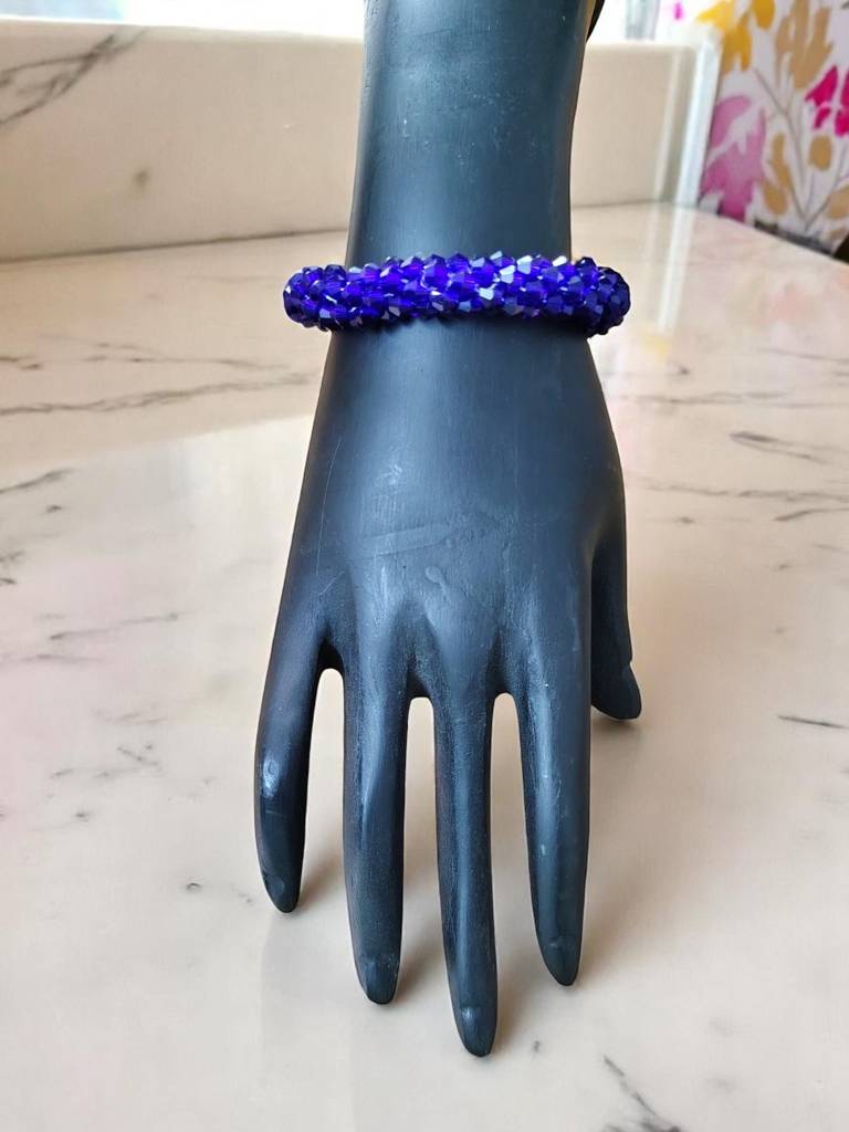 Unisex Crystal Bloom – Adjustable Crystal Bead Bracelets : CRY-BLU-BLT-ONB-108