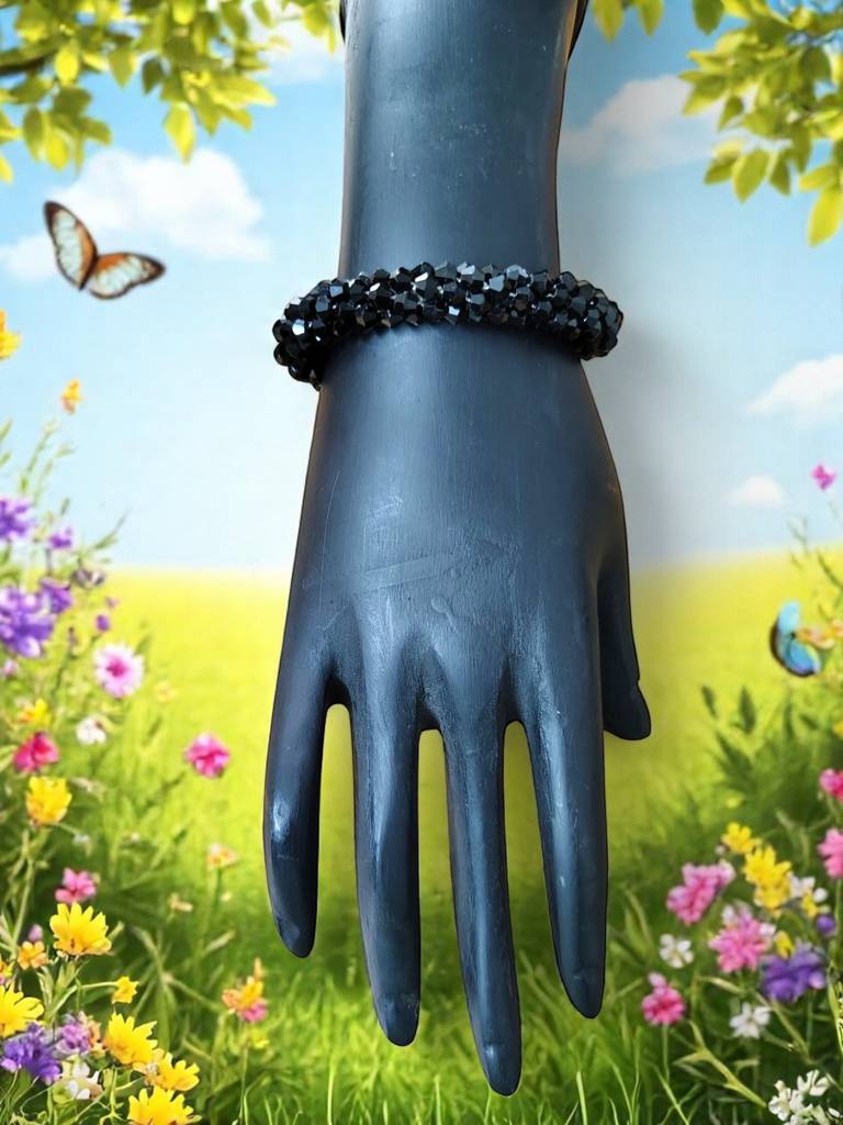 Unisex Crystal Bloom – Adjustable Crystal Bead Bracelets : CRY-BLK-BLT-ONB-039